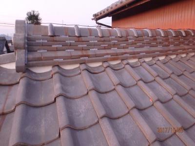 漆喰経年劣化している屋根
