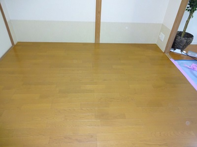 フローリング貼り替え後の床(別角度②)