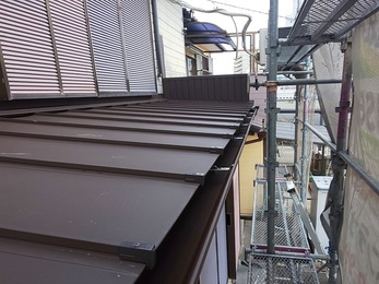 今回は、稲沢市のベランダ改修工事を紹介します。今回のお宅は、ベランダの劣化がみられましたので、補修を行い屋根として生まれ変わりました。
