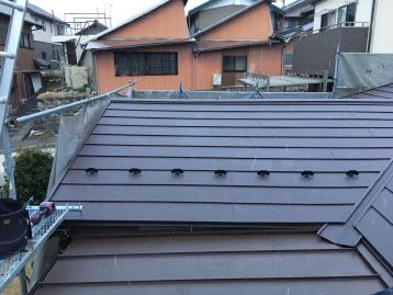 屋根嵩上げ重ね葺き　施工後