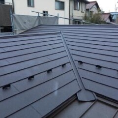 屋根嵩上げ重ね葺き　施工後