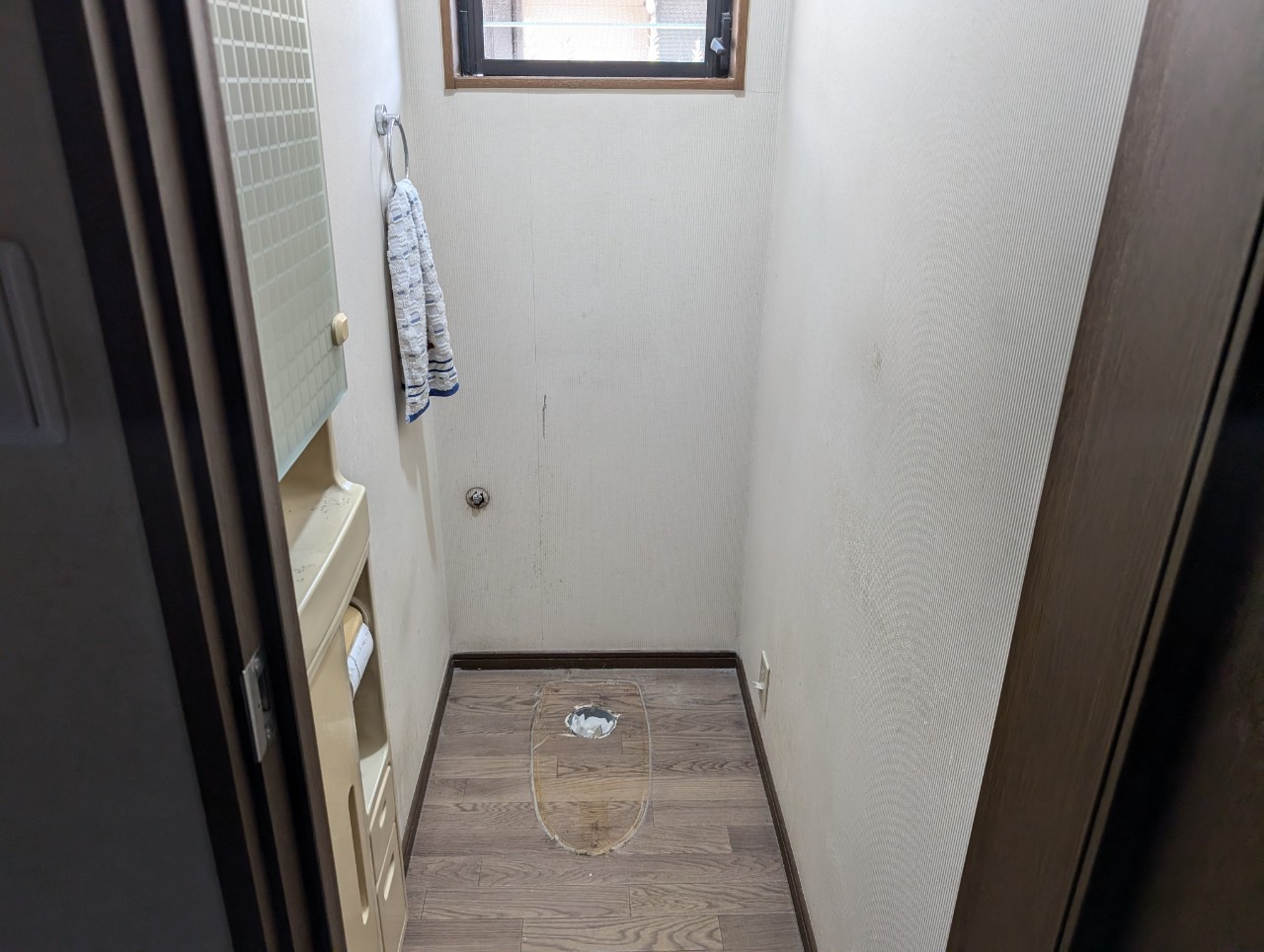 トイレリフォーム　施工中