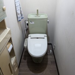トイレリフォーム　施工前