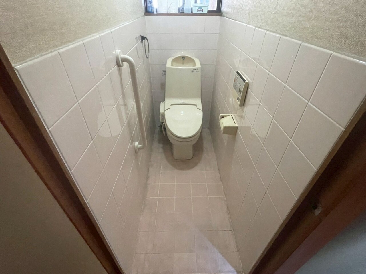 2025.9.20　トイレ施工前2