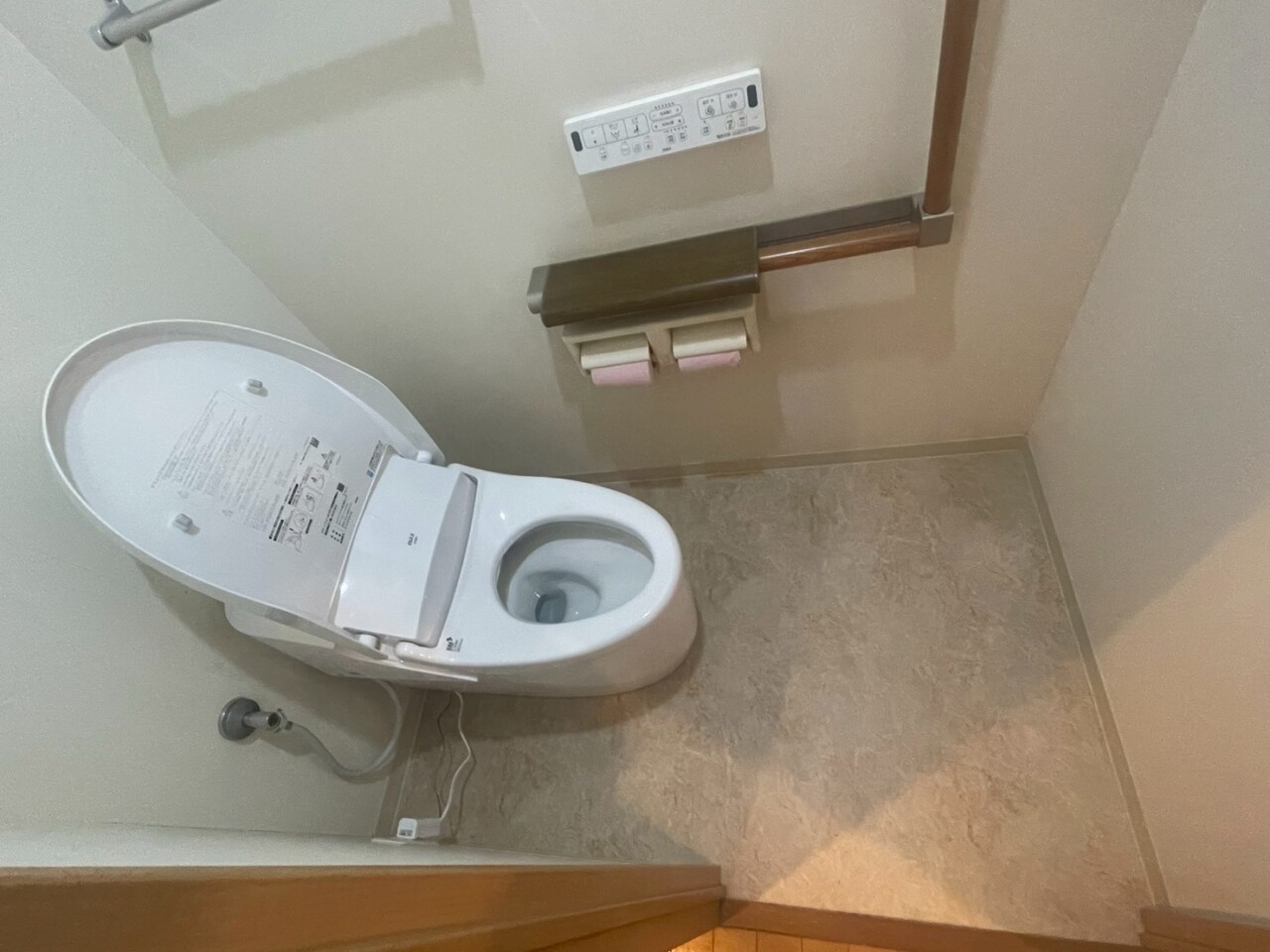 トイレ　施工後